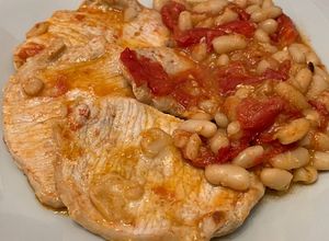 Foto di Arista di Maiale con Fagioli Cannellini e Pomodori