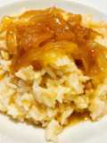 Riso con cipolle giganti siciliane e anelli in agrodolce