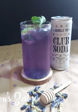 A picture of Butterfly Pea flower Mojito.