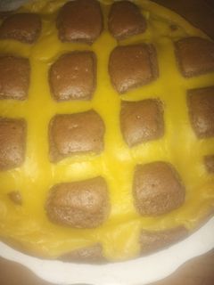 Una foto de Torta matera de chocolate con crema pastelera de limón