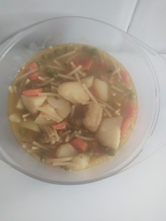 Una foto de Cazuela de rape y fideos