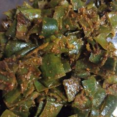 A picture of Ridge gourd peel veg.