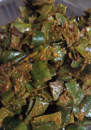 A picture of Ridge gourd peel veg.