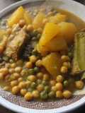Garbanzos con costillas en olla de cocción lenta