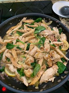 A picture of Lemon Butter Chicken Pasta.