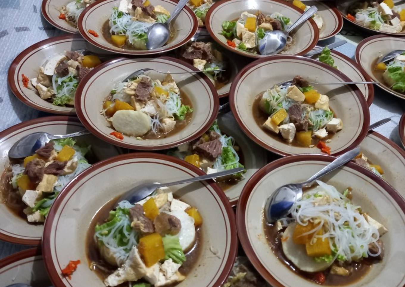 Tahu Campur