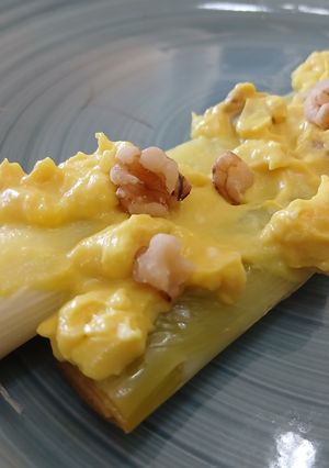 Una foto de Puerros en Papillote, en Salsa de Mostaza
