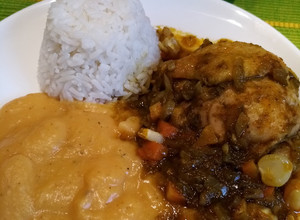 Una foto de Pallares con Seco de Pollo