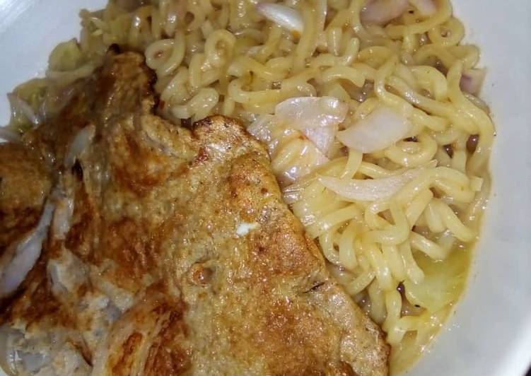 How to Prepare Favorite Indomie with fried egg Cooking Basics for Beginners
