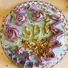 Una foto de Chokomania a la Dany (cake de vainilla con relleno de chocolate)