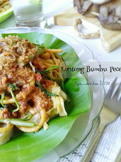Foto resep Lontong Bumbu Pecel