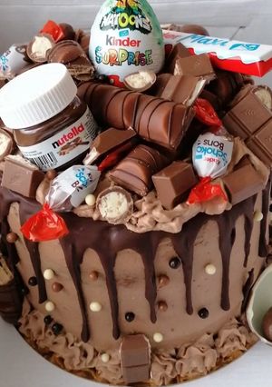 Une photo de Layer cake nutella kinder