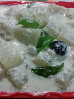 தலைப்பு : வெண் பூசணி அவியல்(ven poosani aviyal recipe in tamil) செய்முறை முக்கிய புகைப்படம்