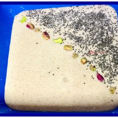 A picture of Apple & oats smoothie bowl.