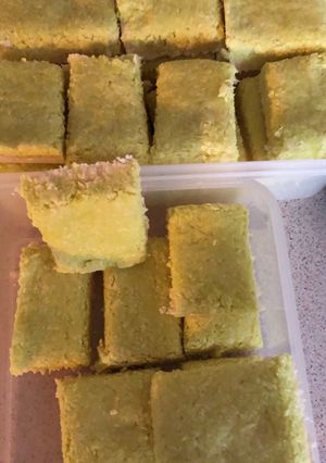 A picture of Peppermint Coconut Ice.