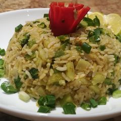 A picture of Thai Green Curry Fried Rice (Kao Pad Gang keaw Waan).
