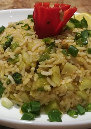 A picture of Thai Green Curry Fried Rice (Kao Pad Gang keaw Waan).