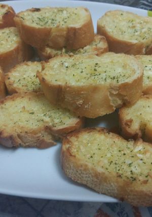 Una foto de Pan de ajo rápido y fácil
