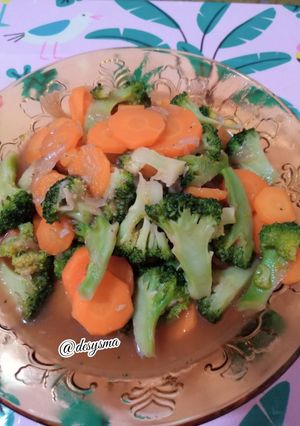 Foto resep Tumis Ceria (Wortel dan Brokoli)