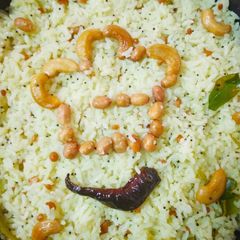 A picture of Lemon rice.