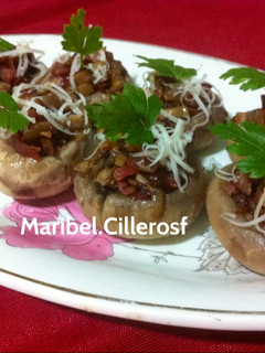 Una foto de Champiñones rellenos