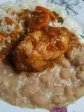 Seco de pollo a la norteña con frejoles