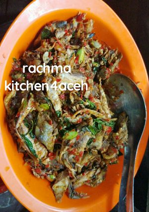 Foto resep Tongkol Asin suir,sambel kemangi homemade