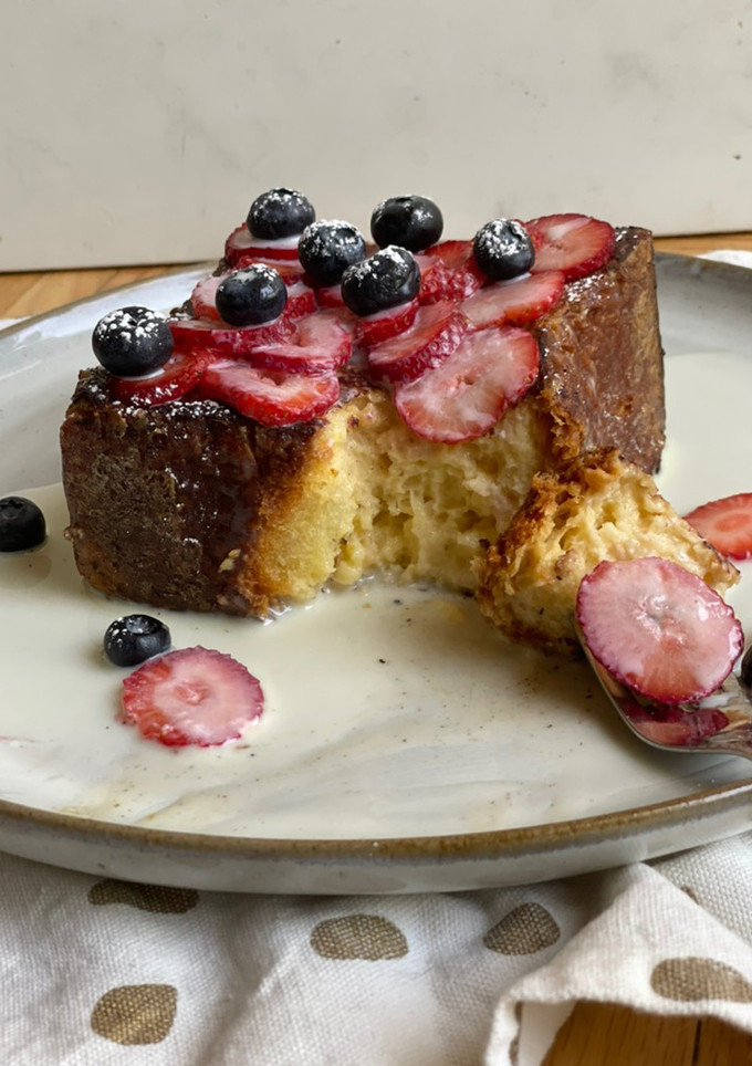 Una foto de Pan francés de tres leches