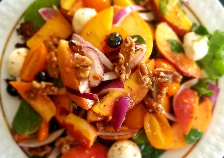 Steps to Make Homemade Peach and Arugla Salad for Queens