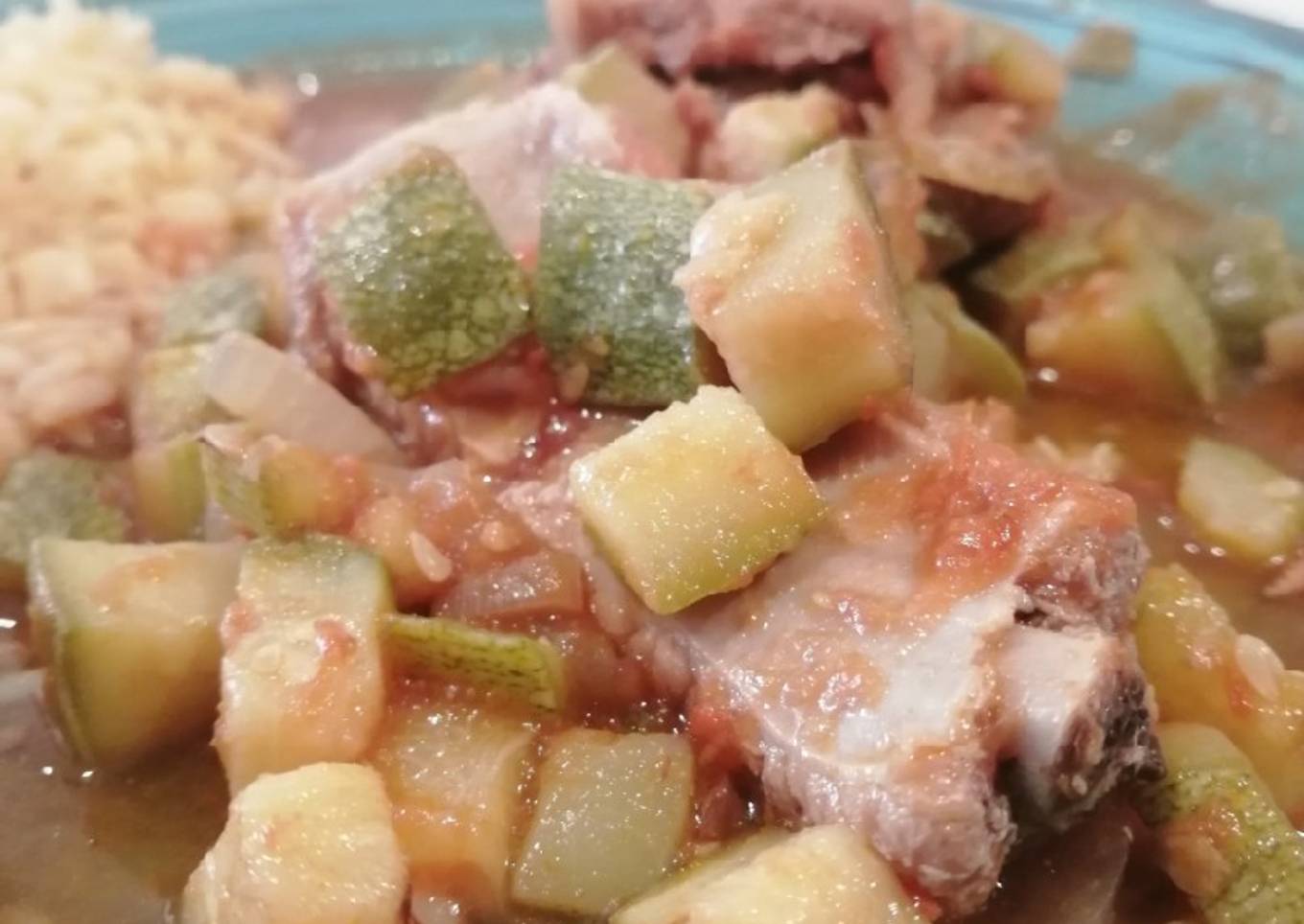 Calabacitas con carne de puerco