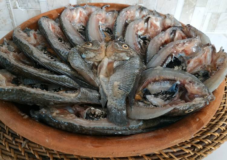 Bumbu Ikan mujaer kecil belah siap goreng kering… | Cara Masak Ikan mujaer kecil belah siap goreng kering… Yang Enak Banget