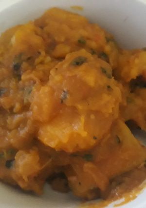 A picture of Yam and sweet potatoes porriage.
