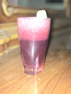 A picture of Zobo with banana.