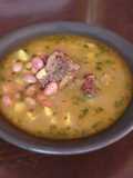 Sopa de Fréjol con Plátano verde