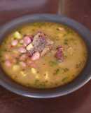 Sopa de Fréjol con Plátano verde