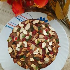 A picture of Vanilla dry fruit biscuit cake.