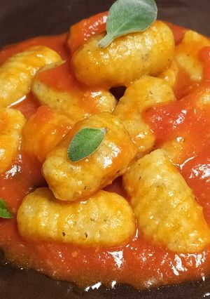 Foto di Gnocchi di polenta,con passata di ciliegini
