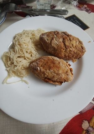 Una foto de Croquetas de atún en la freidora clean