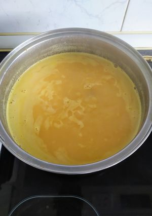 Una foto de Caldo de huesos y verduras