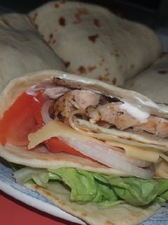 Una foto de Sándwich liviano y fresco con masa para tacos(rapiditas)