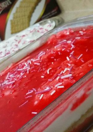 صورة لوصفة بسكوت شاهي بالكريمه البيضى والجلو 😍😋😋
