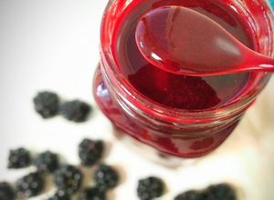 Hình của món Mứt Phúc Bồn Tử (Blackberry Jam).