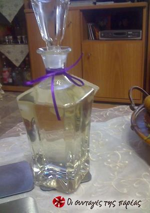A picture of Mastic liqueur.