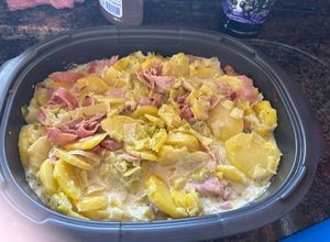 Une photo de Gratin de Pommes de Terre et Saucisse