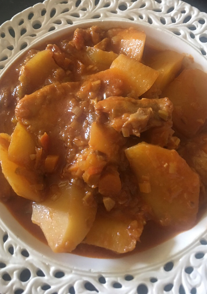 Una foto de Papas guisadas con merluza