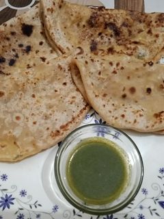 নিরামিষ আলুর পরোটা (niramish paratha recipe in bengali) রেসিপির প্রধান ছবি