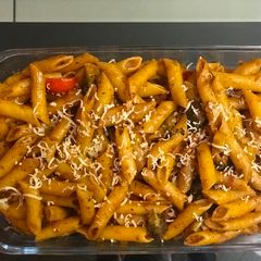 A picture of Pasta in red sauce.