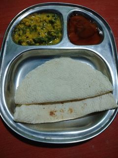 ময়দার নরম তুলতুলে রুটি (Maydar noram tultule roti recipe in Bengali) রেসিপির প্রধান ছবি