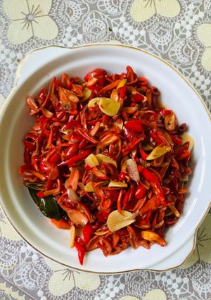 Foto resep Oseng Kulit Melinjo Merah