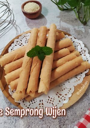 Foto resep Kue Semprong Wijen